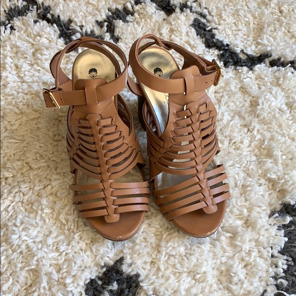 Big Buddha open toe summer heels